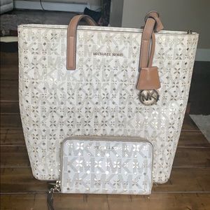 Michael Kors Tote and matching wallet